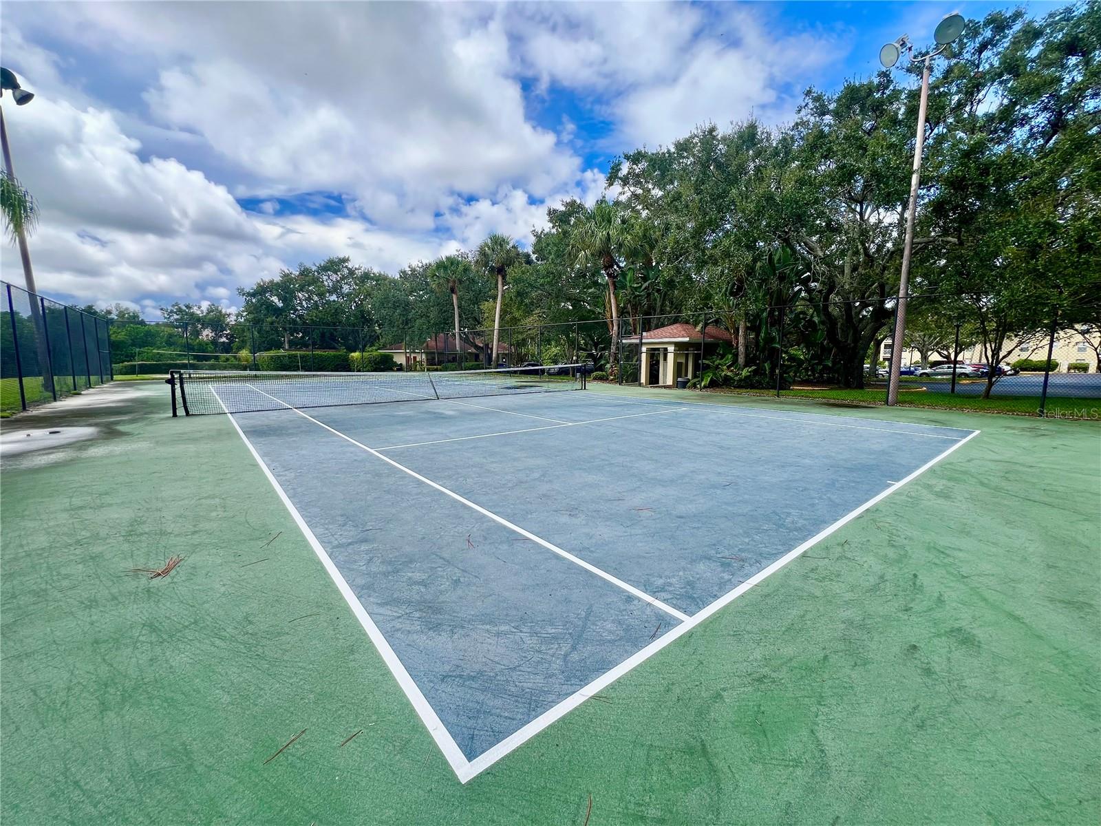 Image 28 of 33 For 2690 Coral Landings Boulevard 636