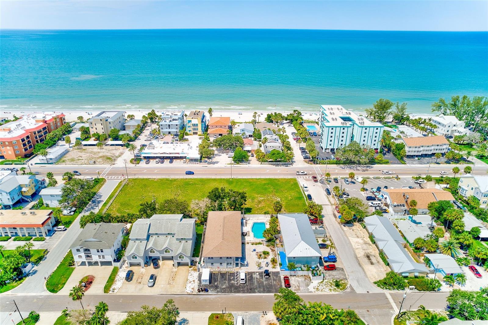 Image 2 of 31 For 2308 1st Street 2
