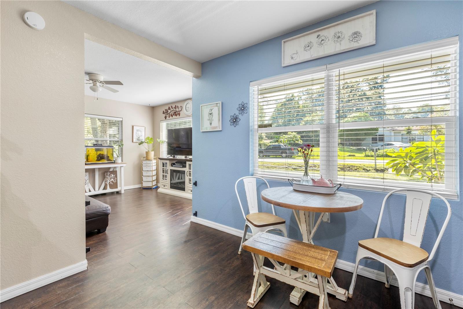 Listing photo id 6 for 406 East Avenue