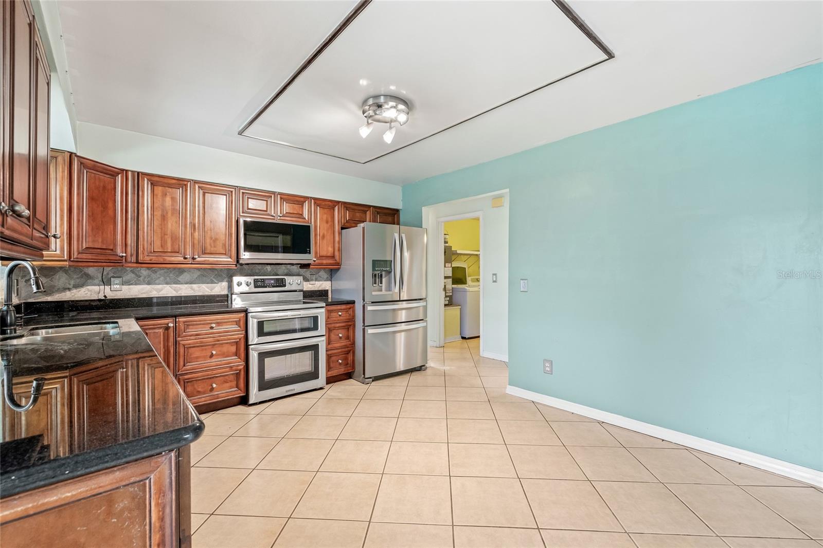 Image 23 of 48 For 702 Fortuna Drive