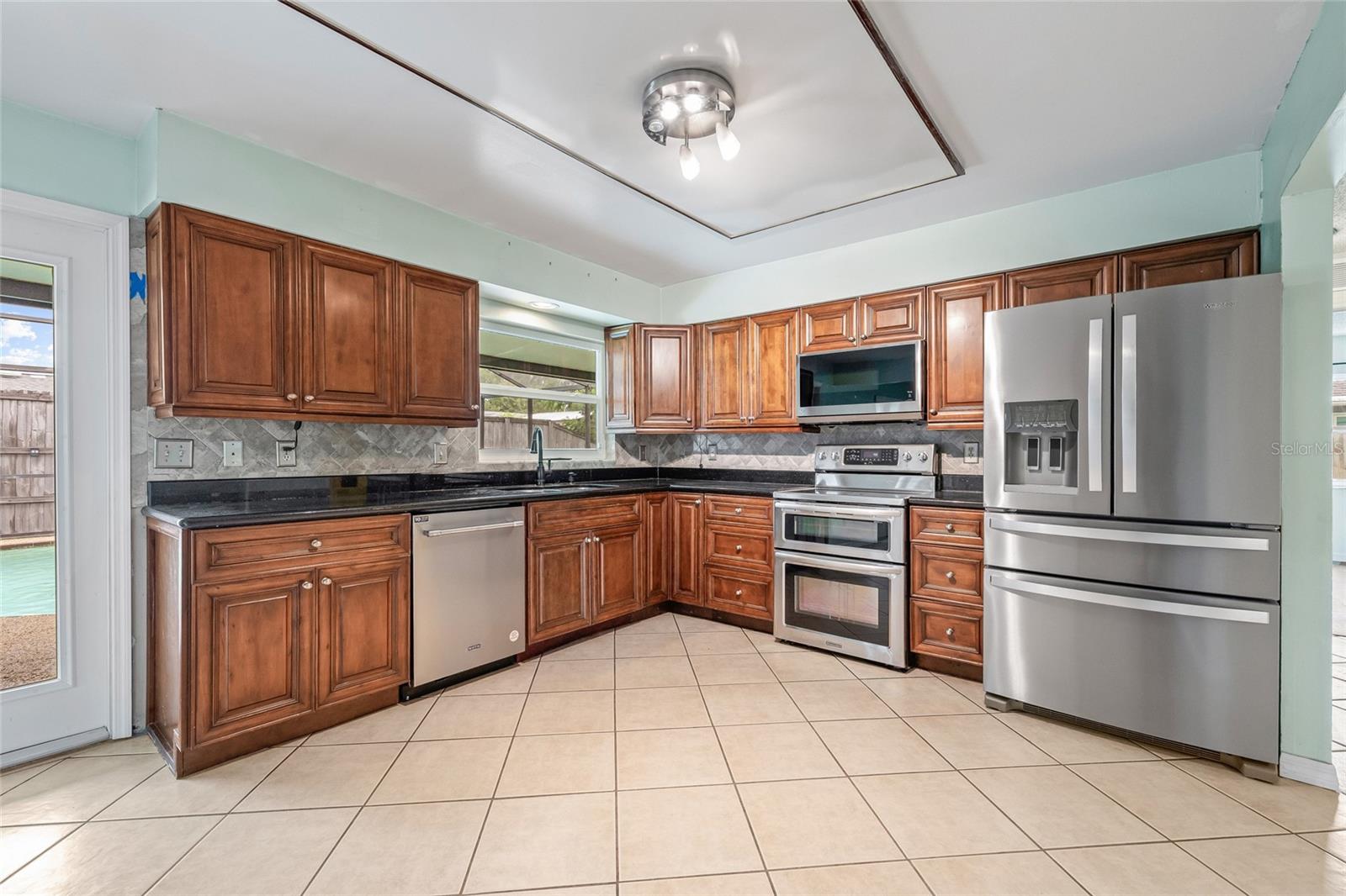 Image 24 of 48 For 702 Fortuna Drive