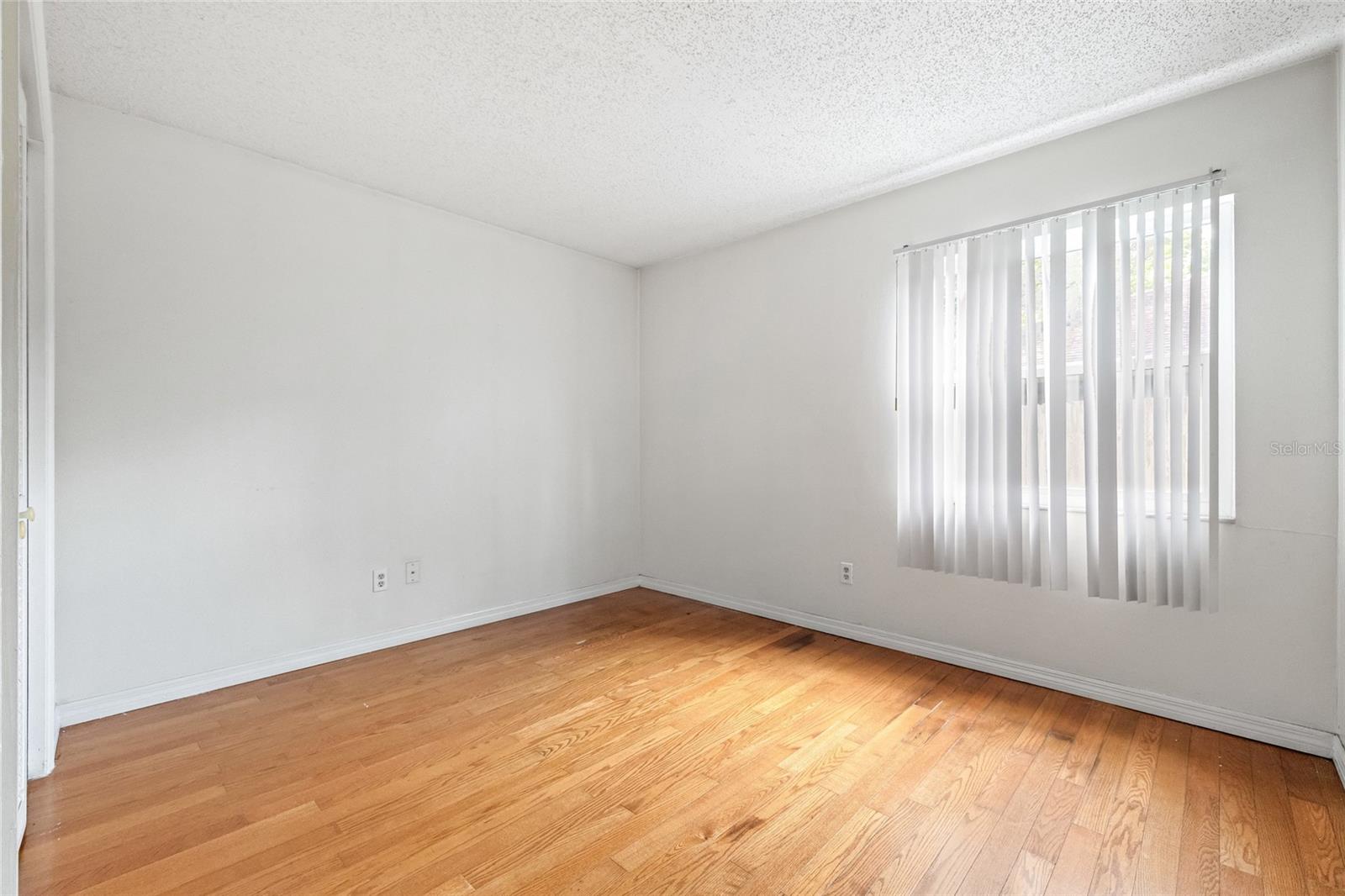 Image 35 of 48 For 702 Fortuna Drive