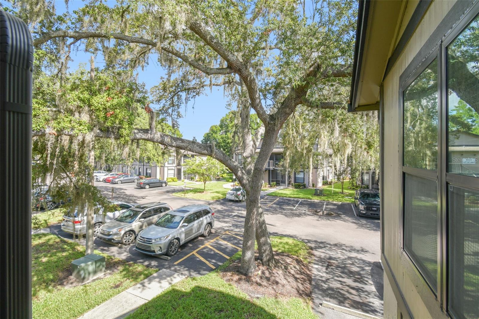 Image 27 of 37 For 4033 Dream Oak Place 202