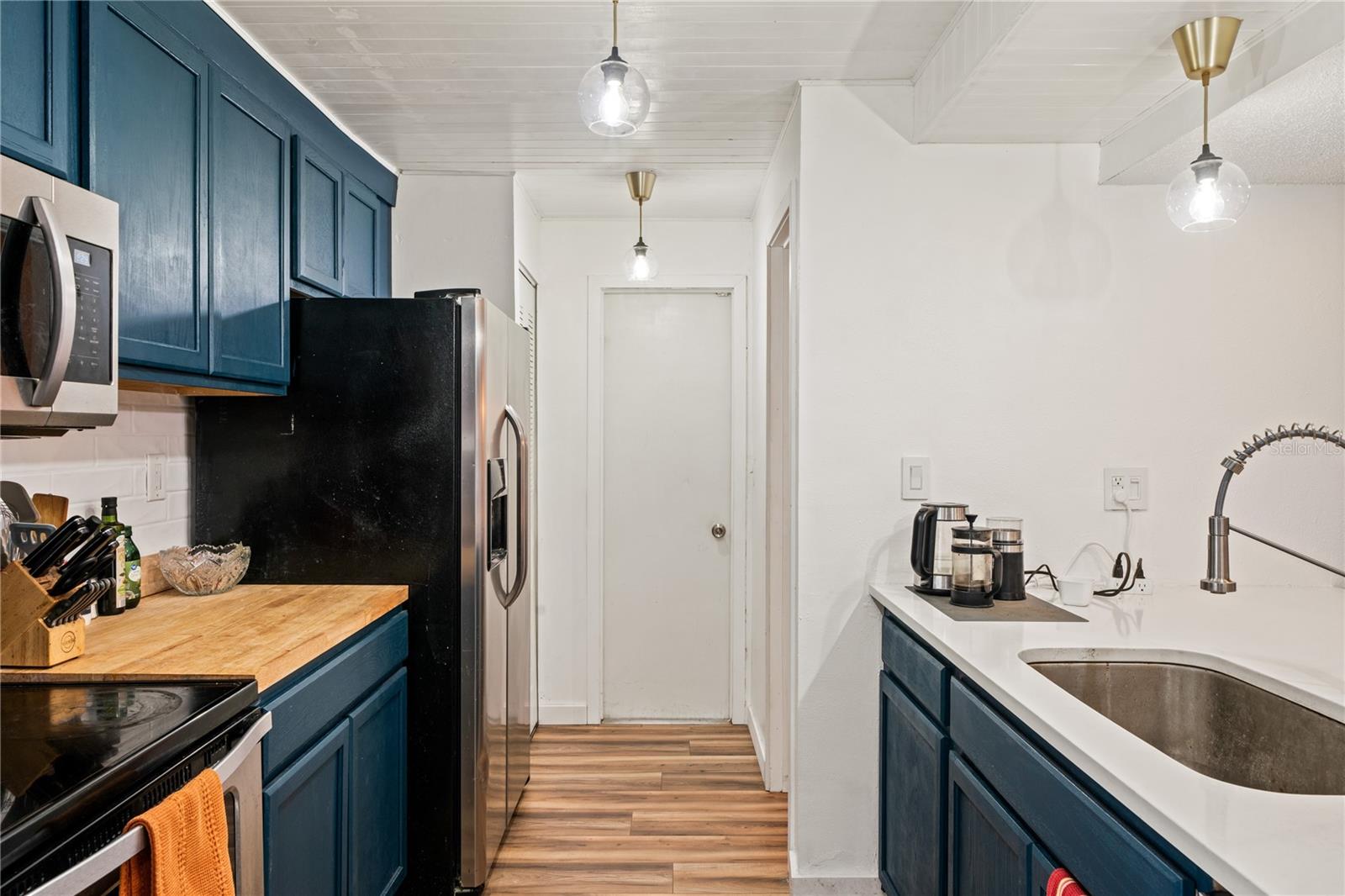 Image 12 of 53 For 5501 71st Street N