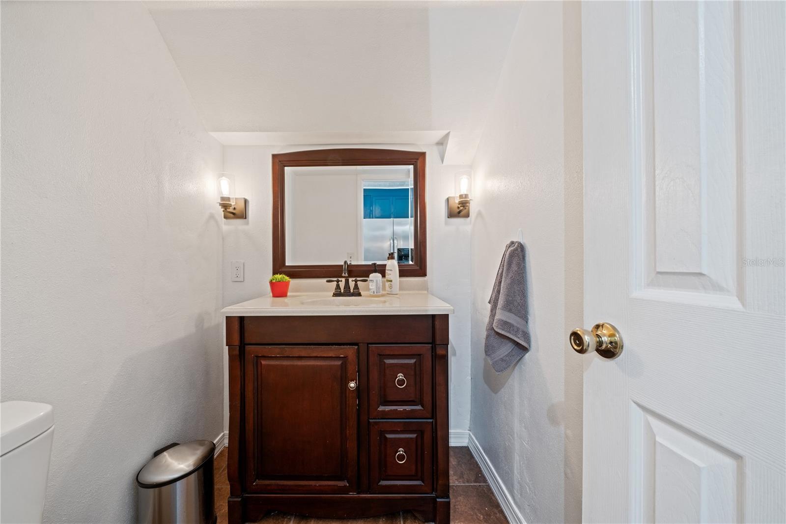 Image 18 of 53 For 5501 71st Street N