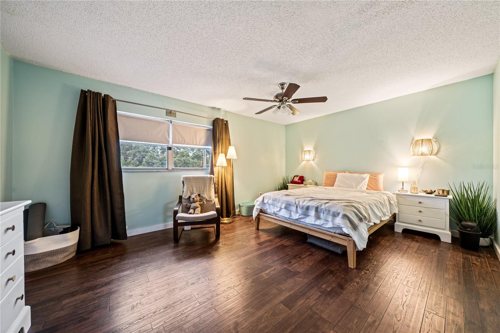 Image 23 of 53 For 5501 71st Street N