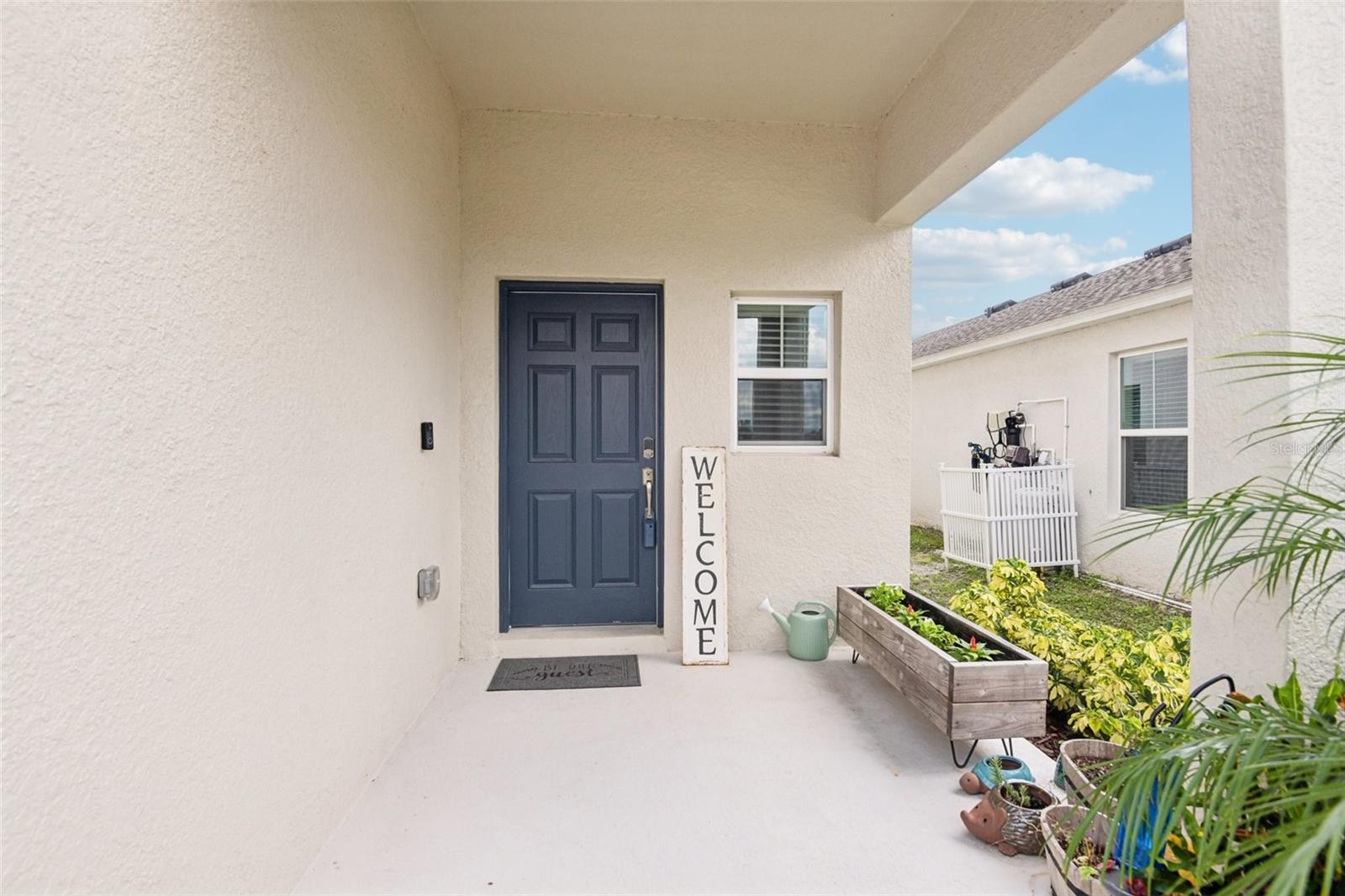 Listing photo id 0 for 34176 Verbena Street
