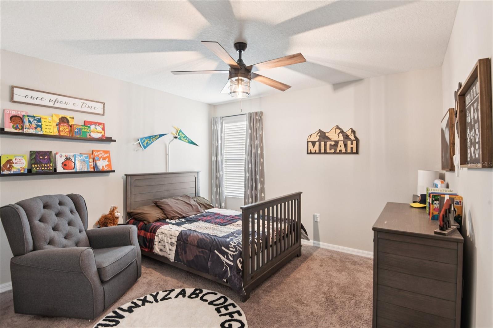 Listing photo id 18 for 34176 Verbena Street