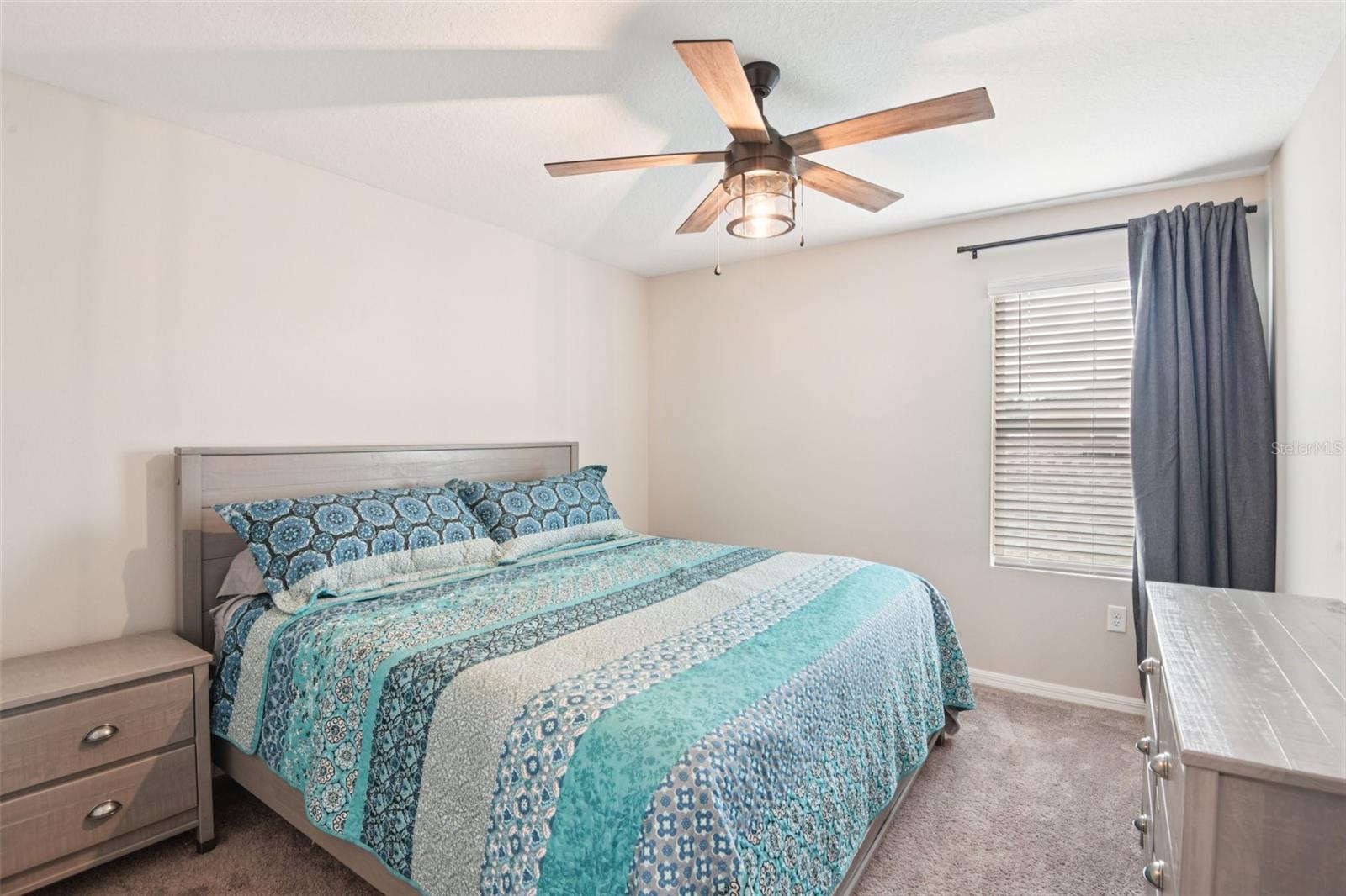 Listing photo id 21 for 34176 Verbena Street