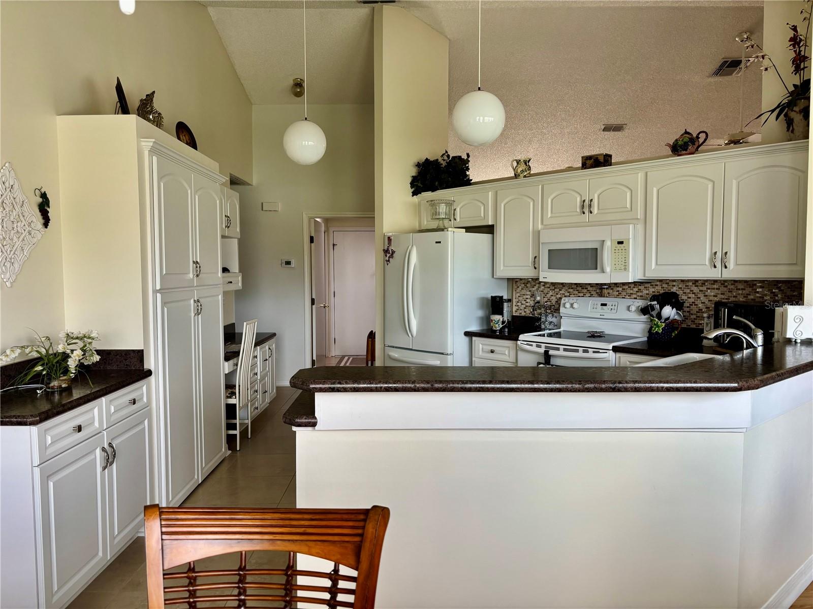 Image 15 of 35 For 2002 Del Webb Boulevard