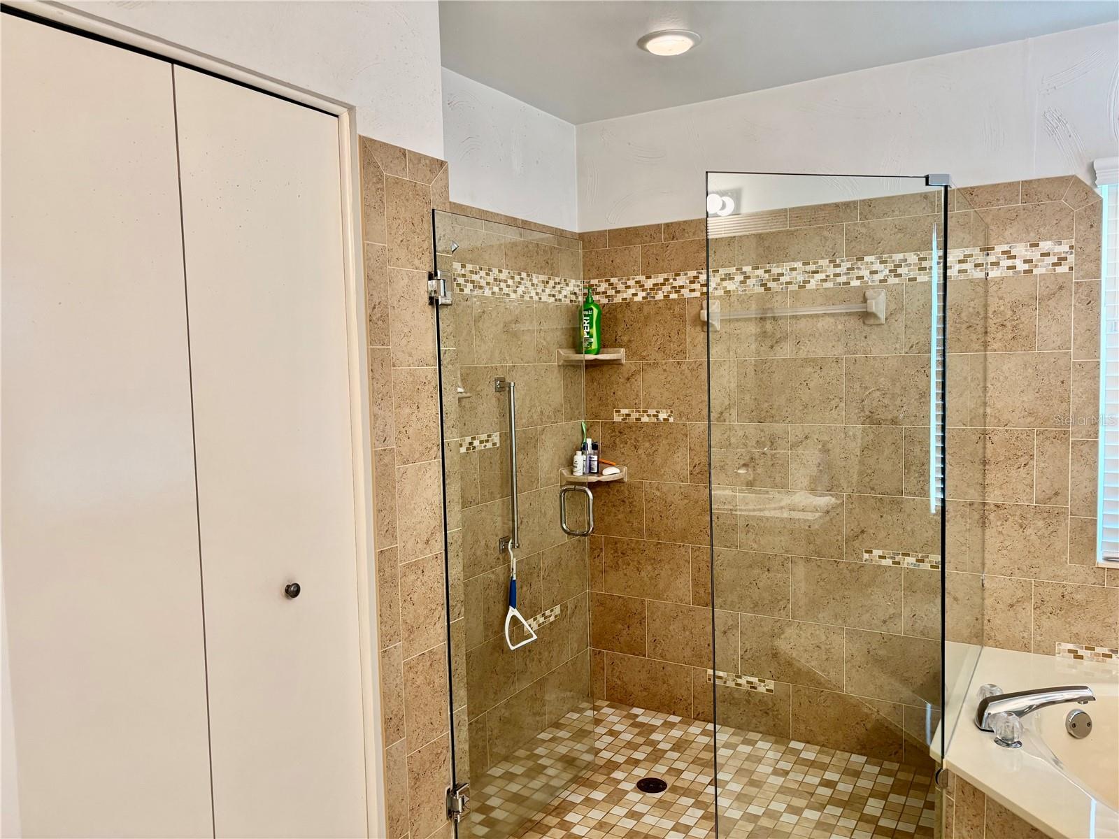 Image 27 of 35 For 2002 Del Webb Boulevard