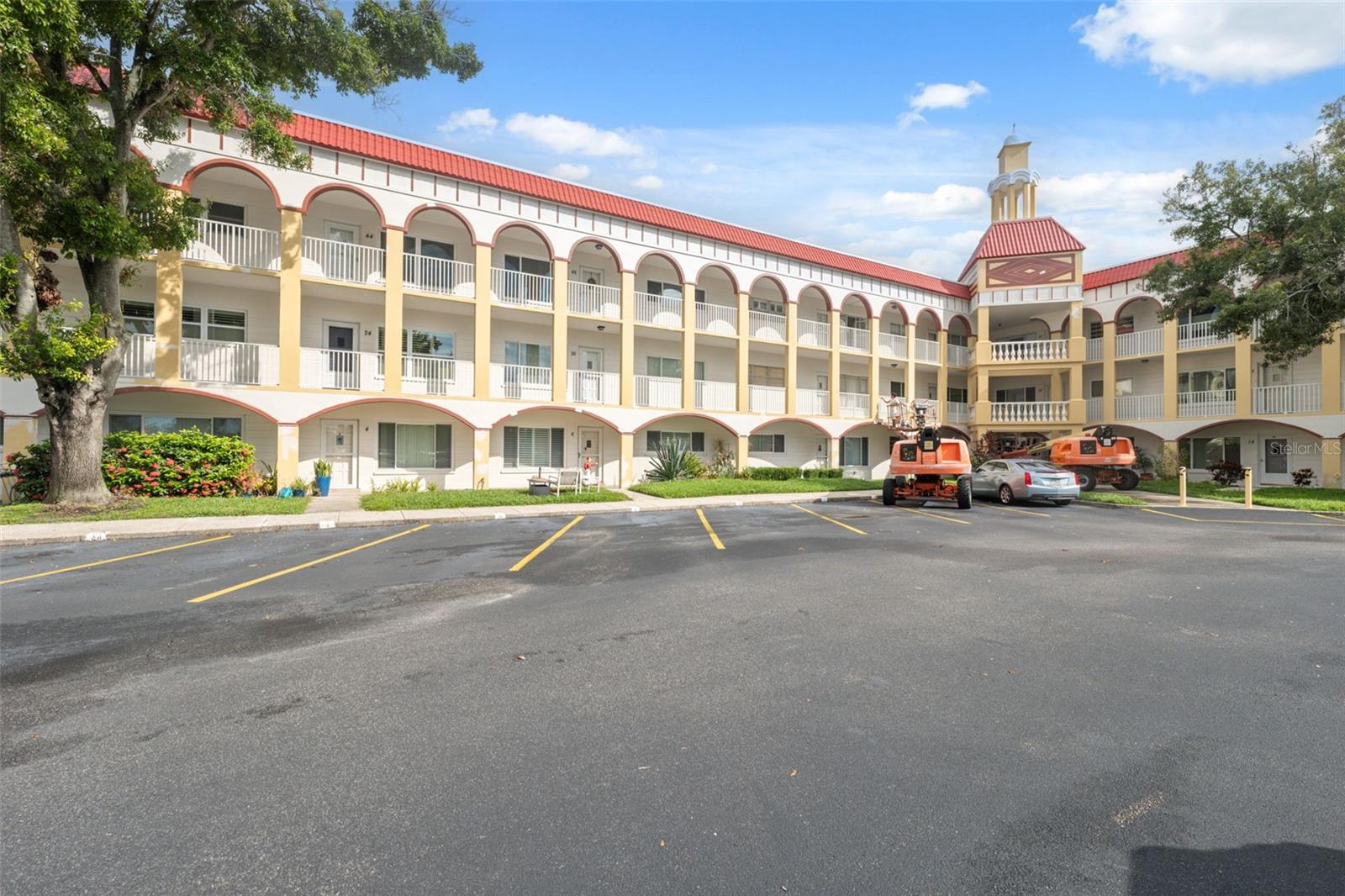 Image 2 of 31 For 2430 Florentine Way 6