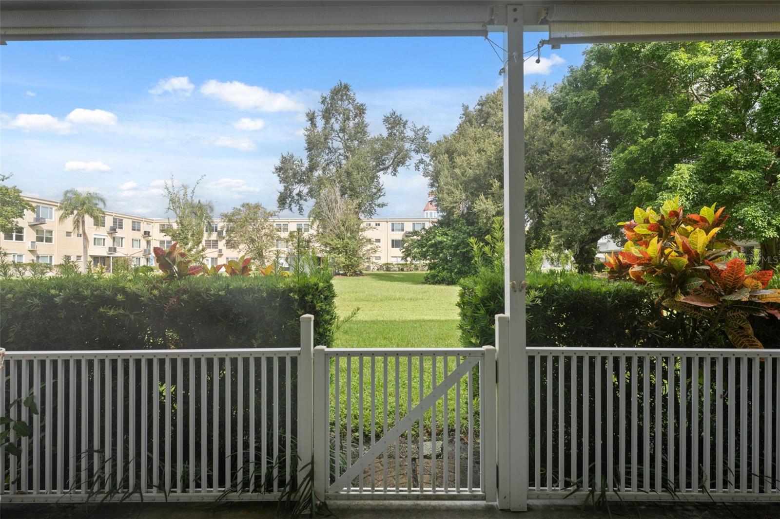 Image 25 of 31 For 2430 Florentine Way 6