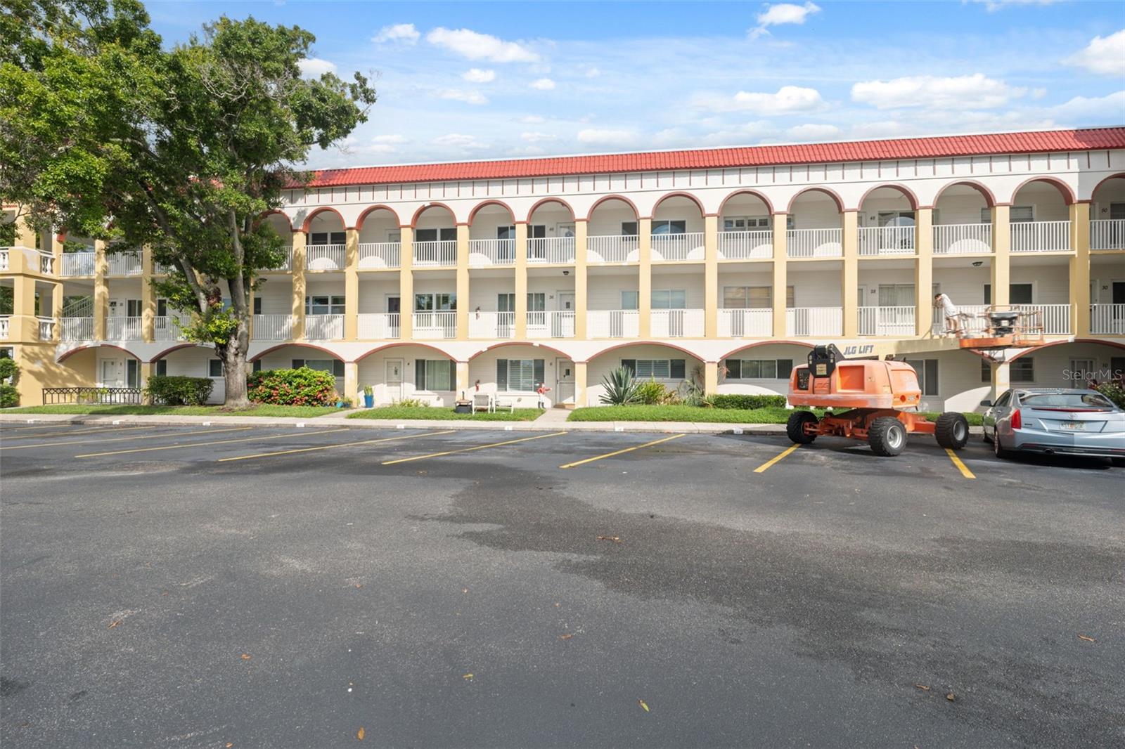 Image 3 of 31 For 2430 Florentine Way 6