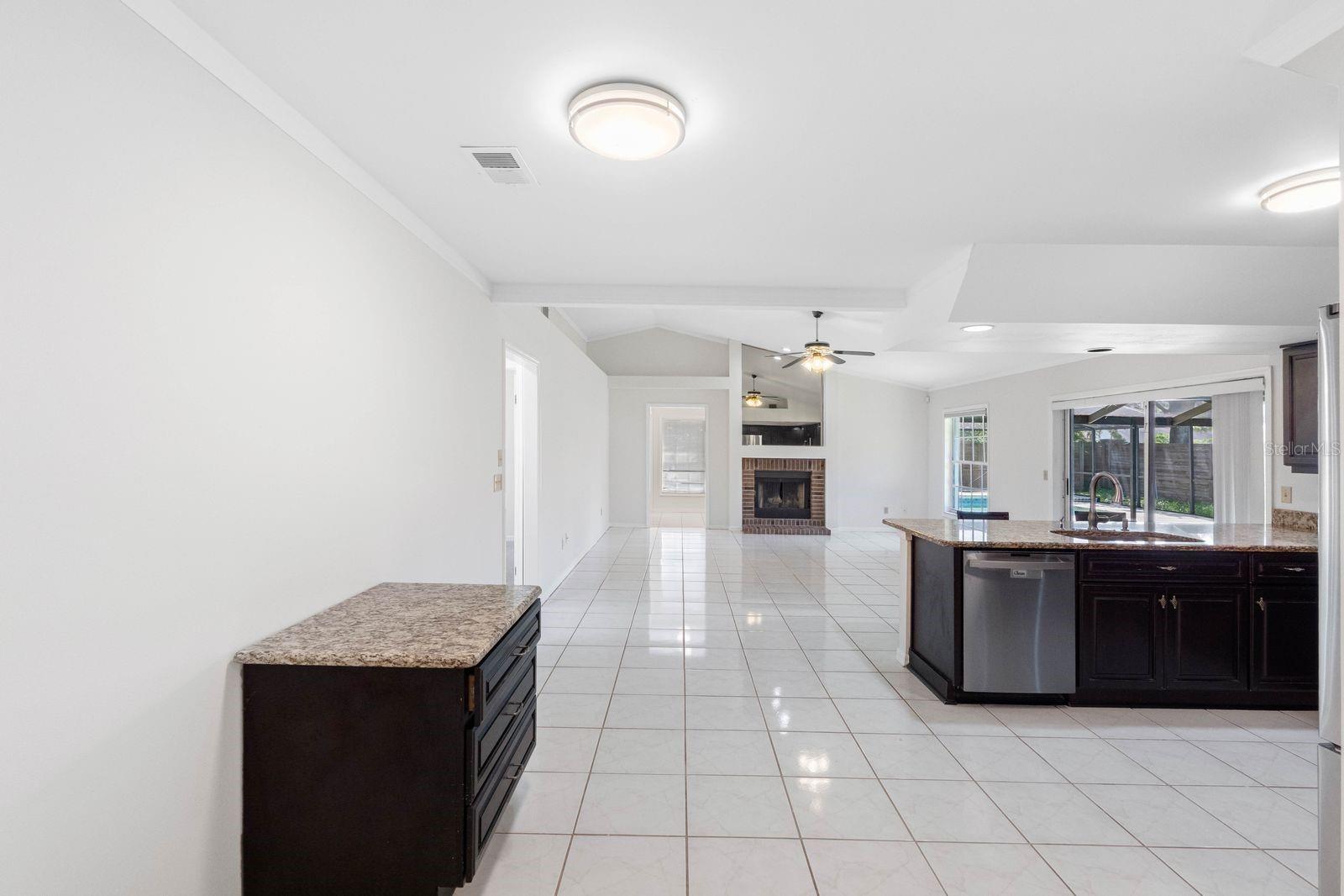 Image 11 of 96 For 5610 Pine Bay Drive