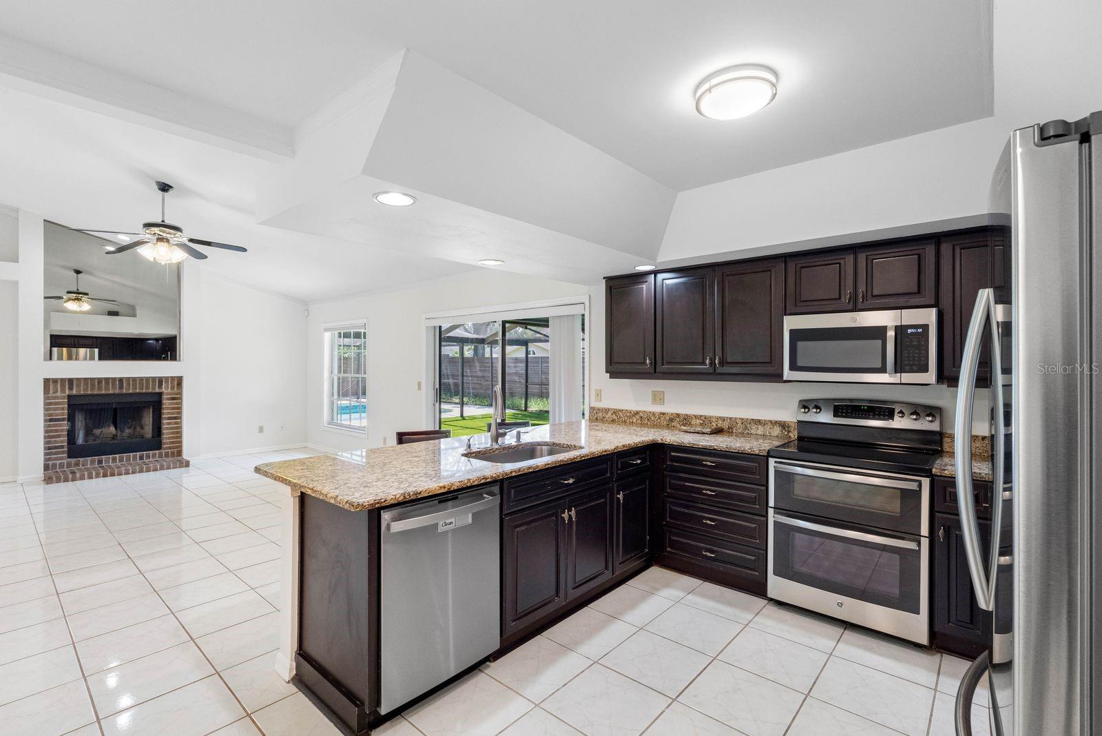 Image 17 of 96 For 5610 Pine Bay Drive