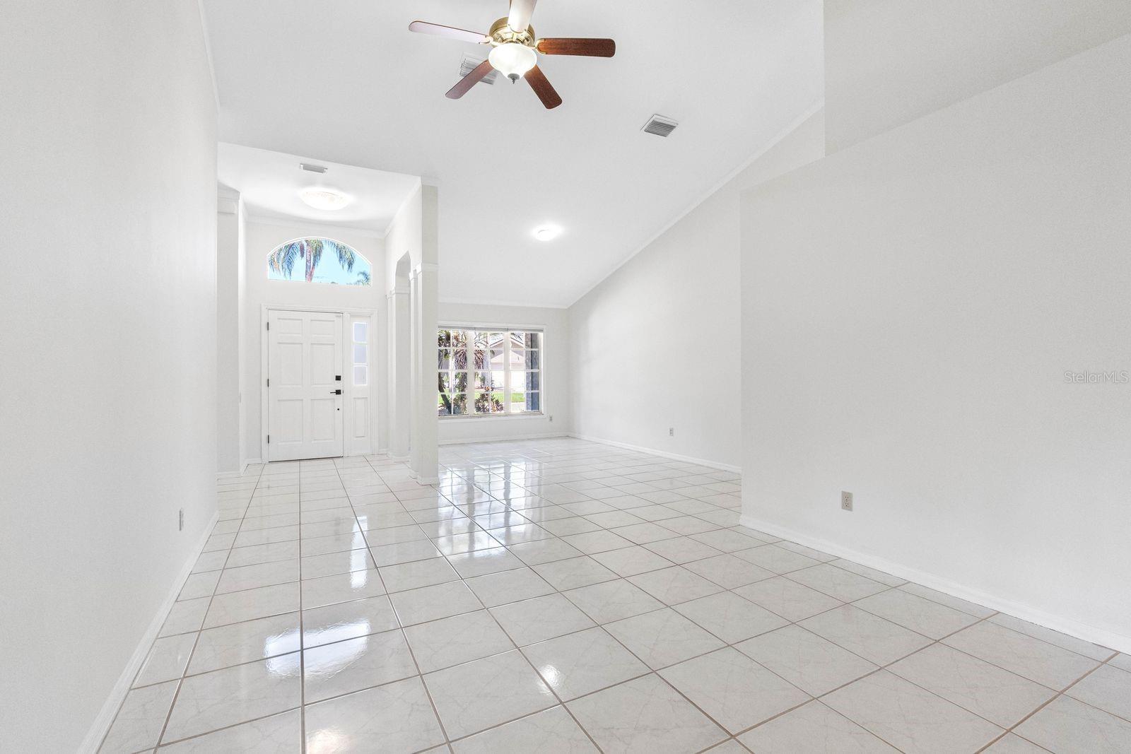Image 8 of 96 For 5610 Pine Bay Drive