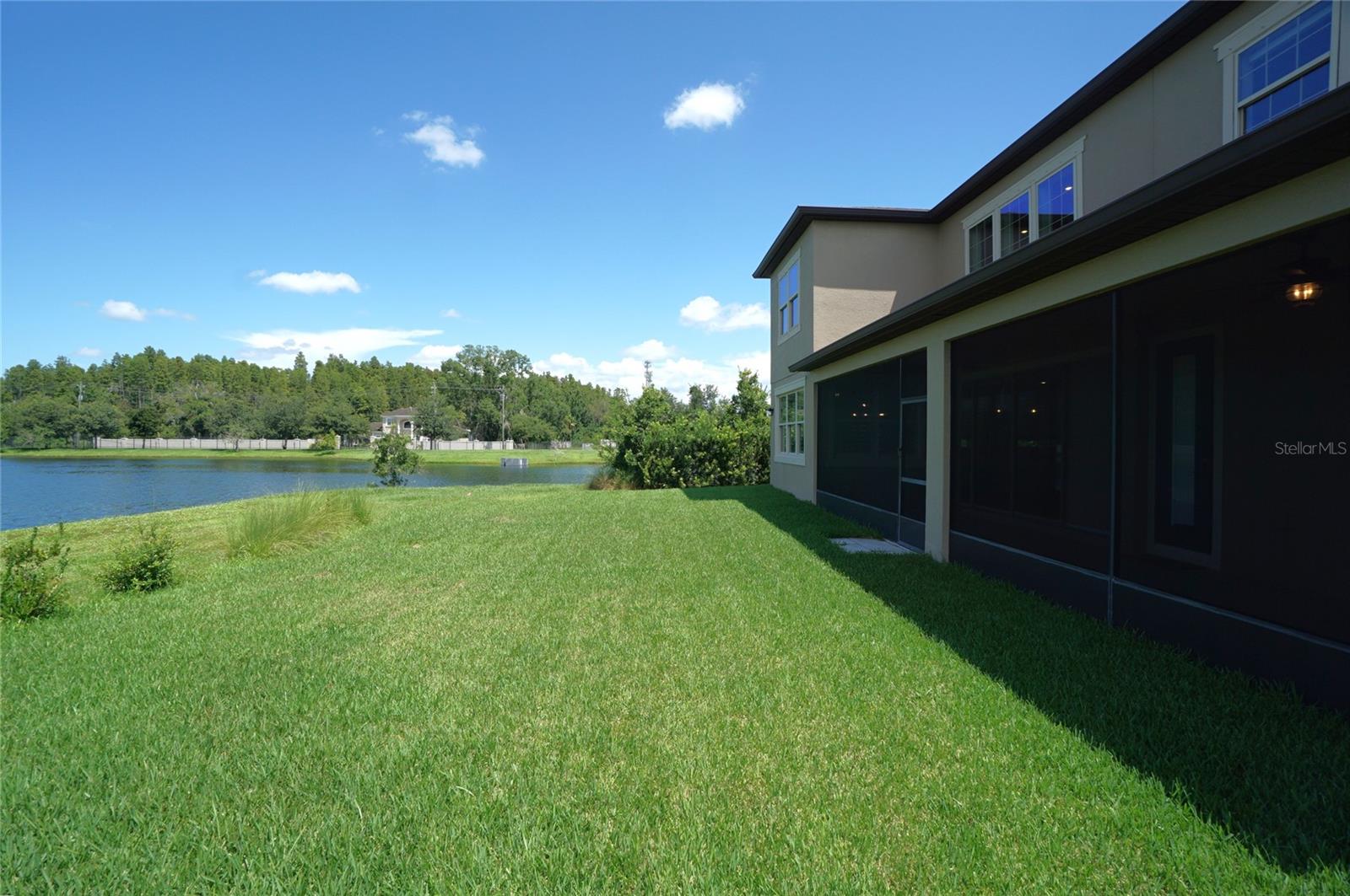 Image 18 of 44 For 18824 Birchwood Groves Drive