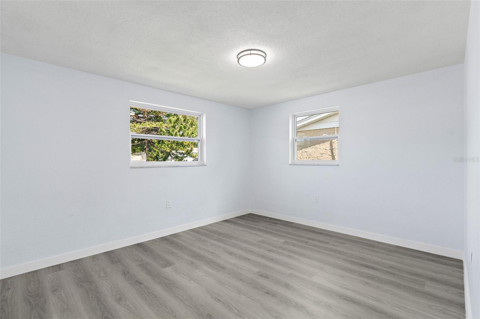 Image 11 of 19 For 10128 Cherry Creek Lane