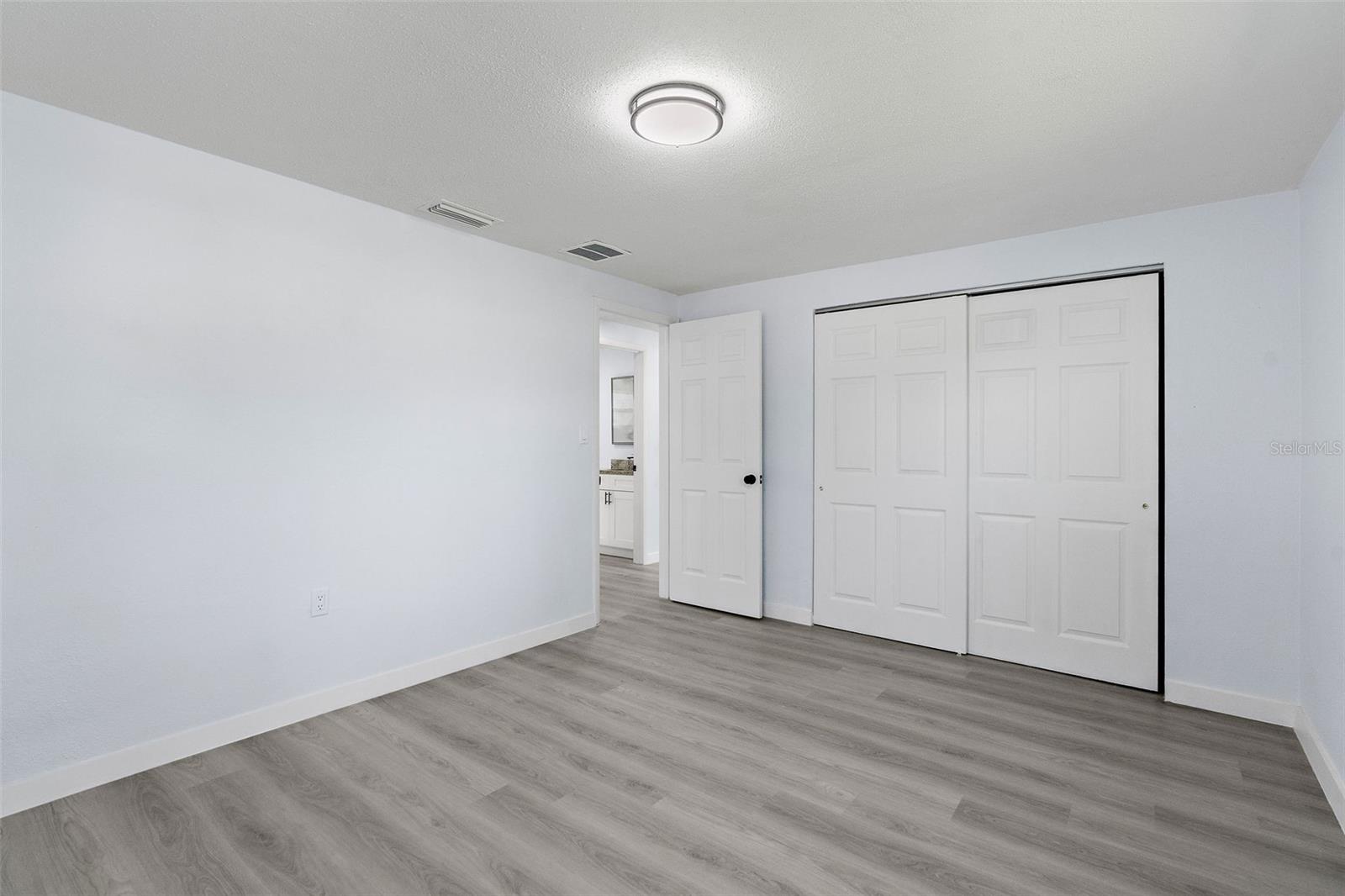 Image 12 of 19 For 10128 Cherry Creek Lane