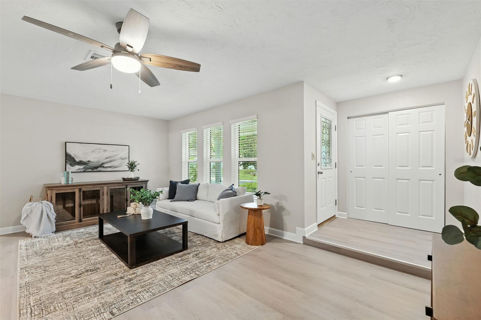 Image 6 of 46 For 13951 87th Avenue