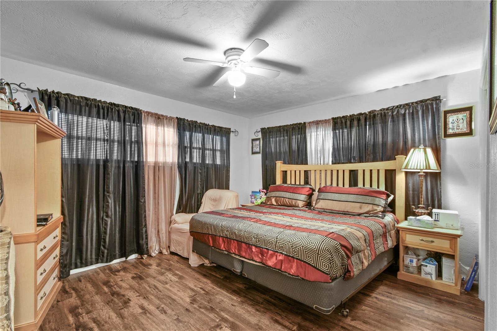 Image 21 of 60 For 5999 Grove Street S