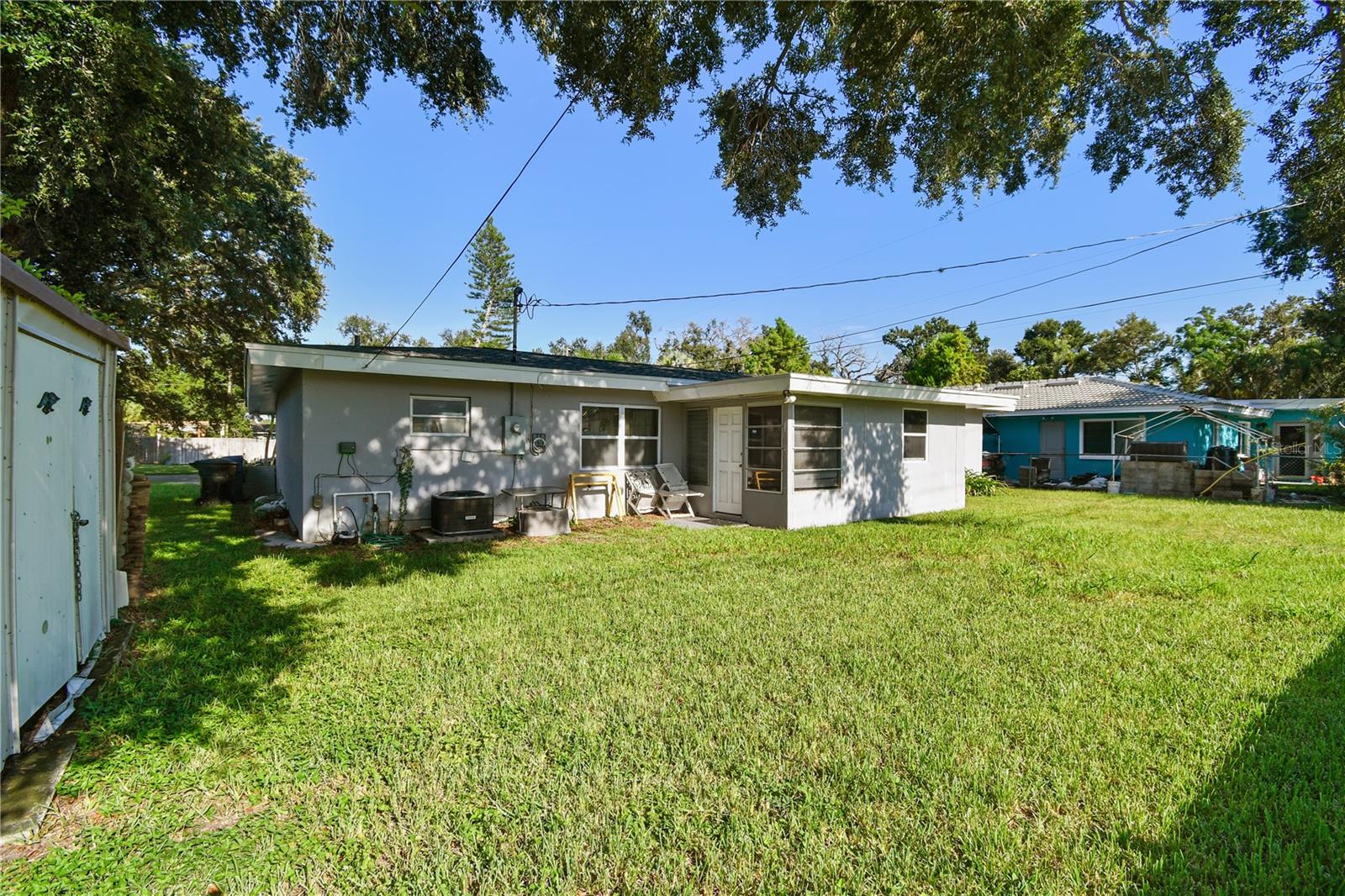 Image 9 of 60 For 5999 Grove Street S