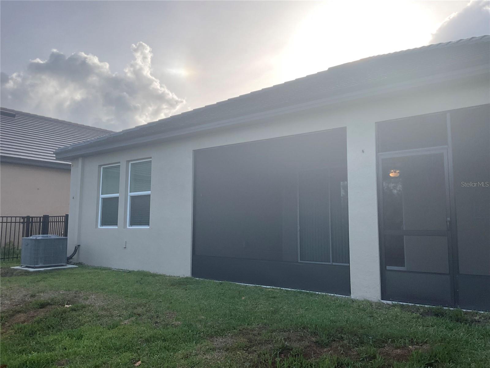 Image 15 of 16 For 1741 142 Terrace E