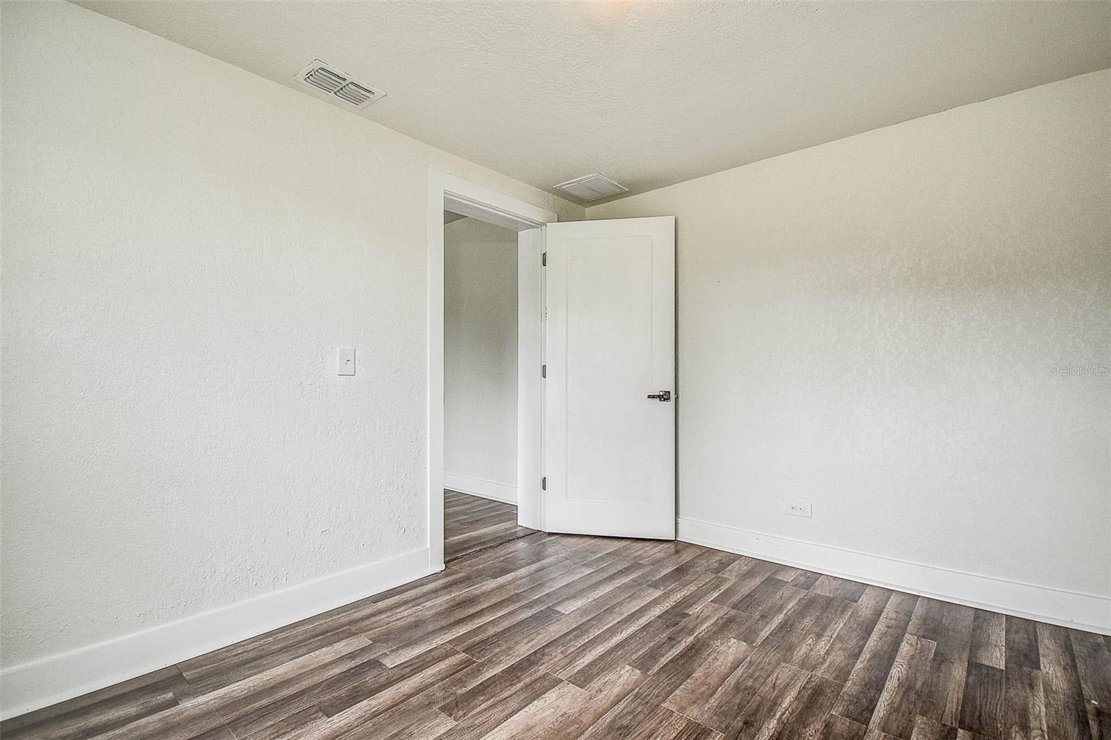 Image 17 of 40 For 2484 Bayshore Boulevard