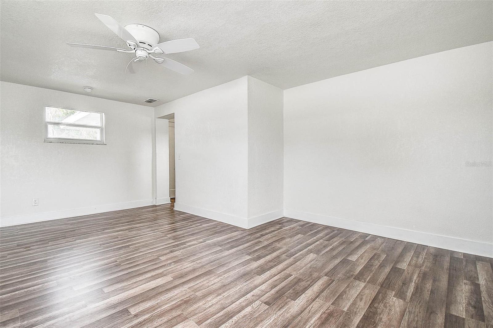 Image 23 of 40 For 2484 Bayshore Boulevard