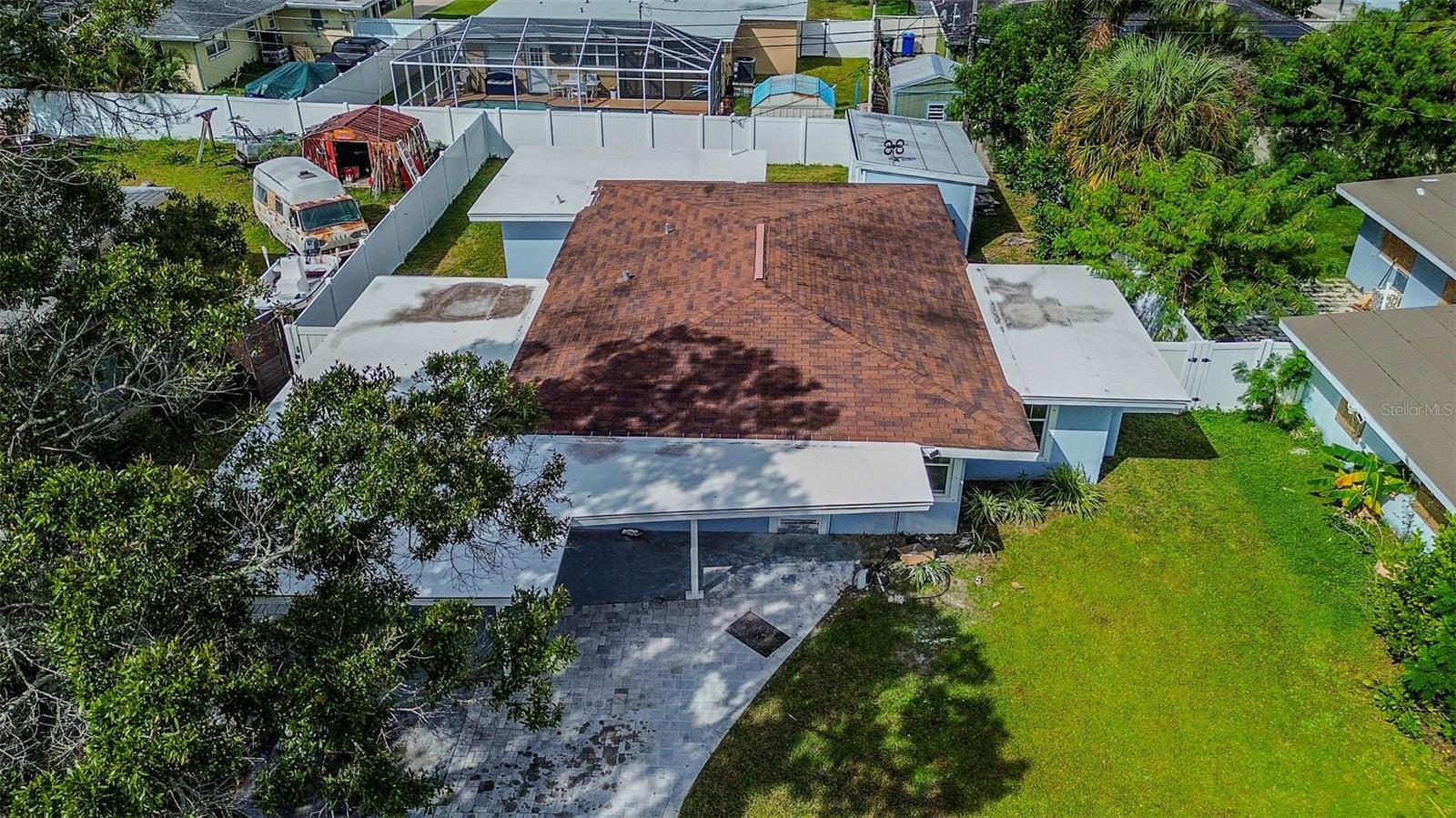 Image 3 of 40 For 2484 Bayshore Boulevard