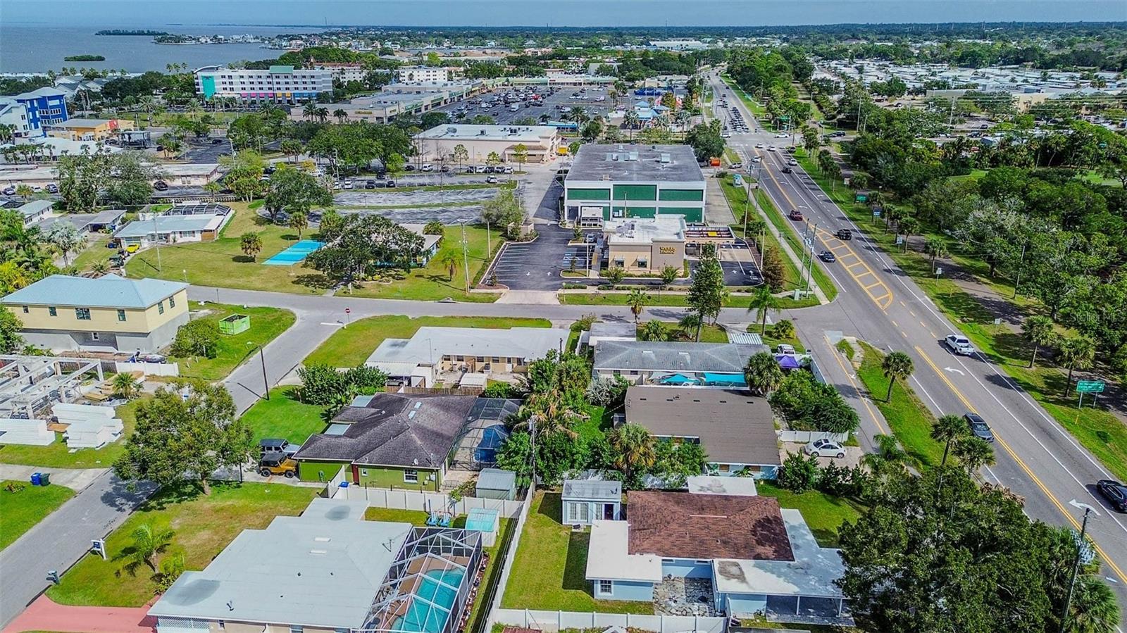 Image 36 of 40 For 2484 Bayshore Boulevard