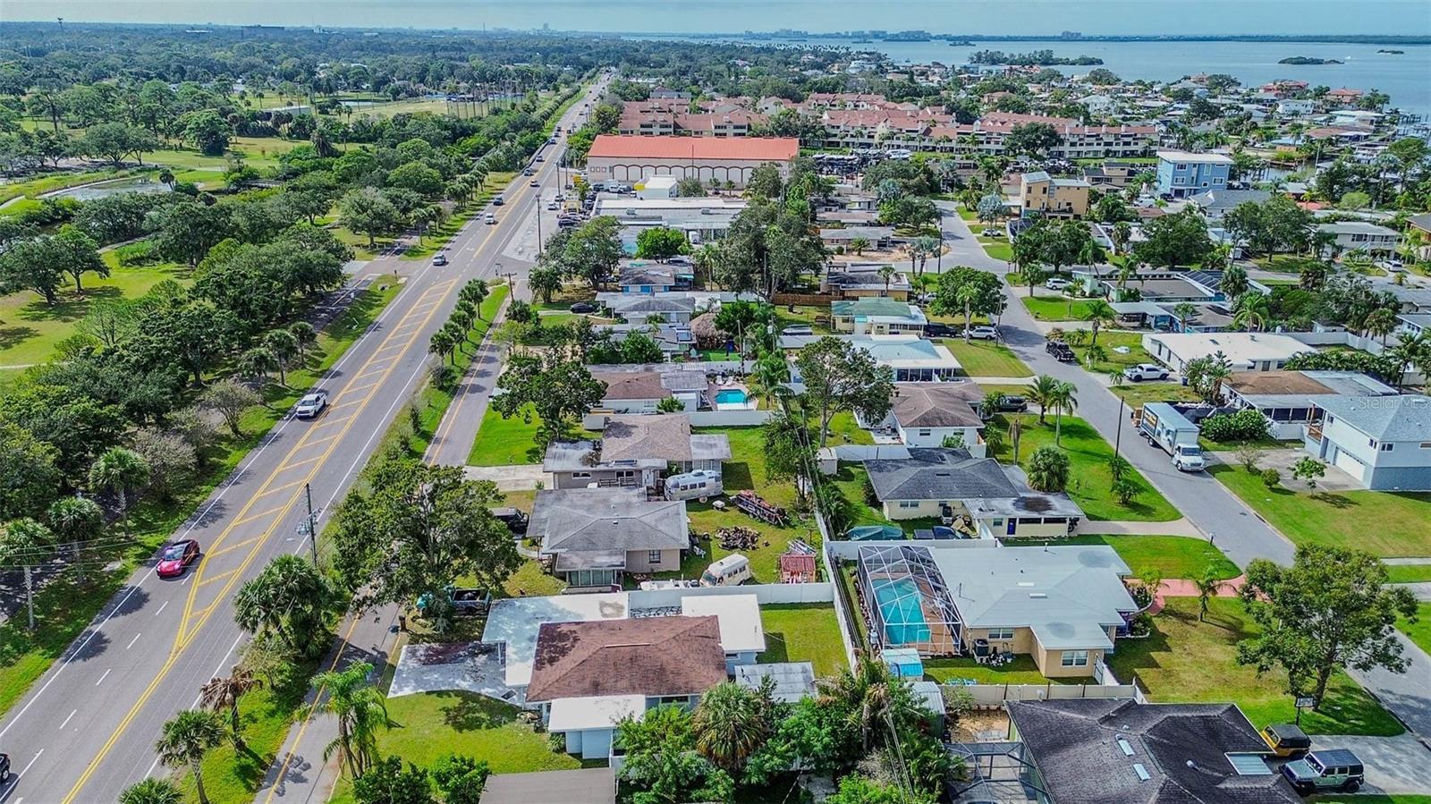 Image 38 of 40 For 2484 Bayshore Boulevard