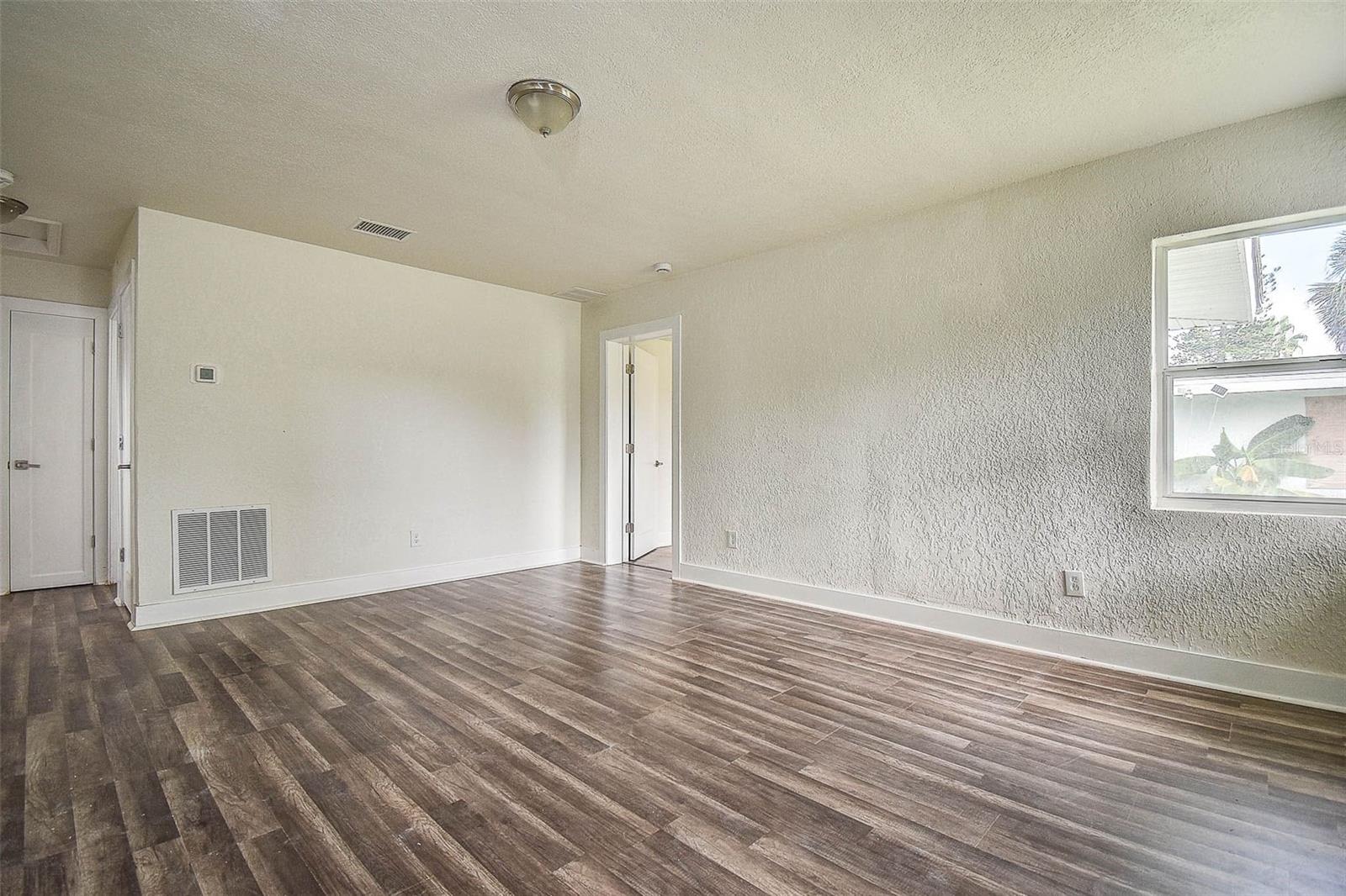 Image 6 of 40 For 2484 Bayshore Boulevard