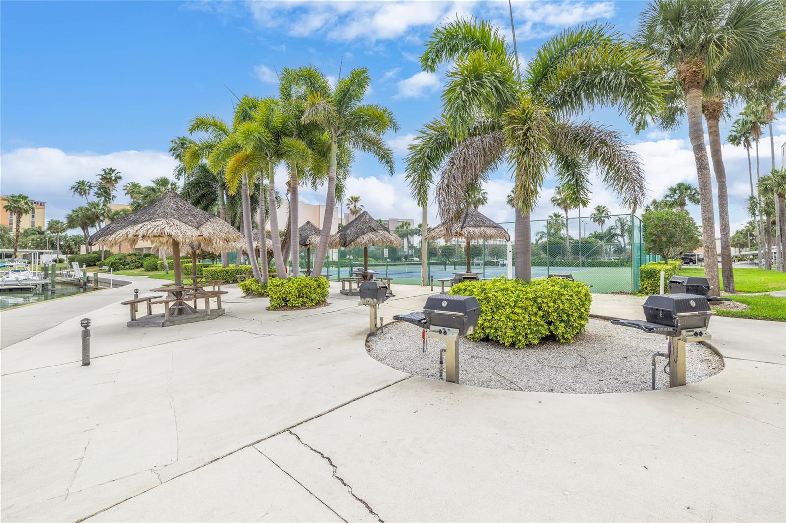 Image 32 of 44 For 7700 Sun Island Drive S 401
