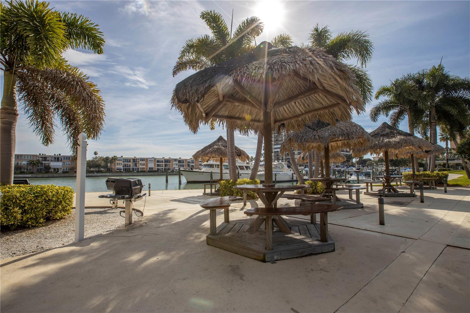 Image 33 of 44 For 7700 Sun Island Drive S 401