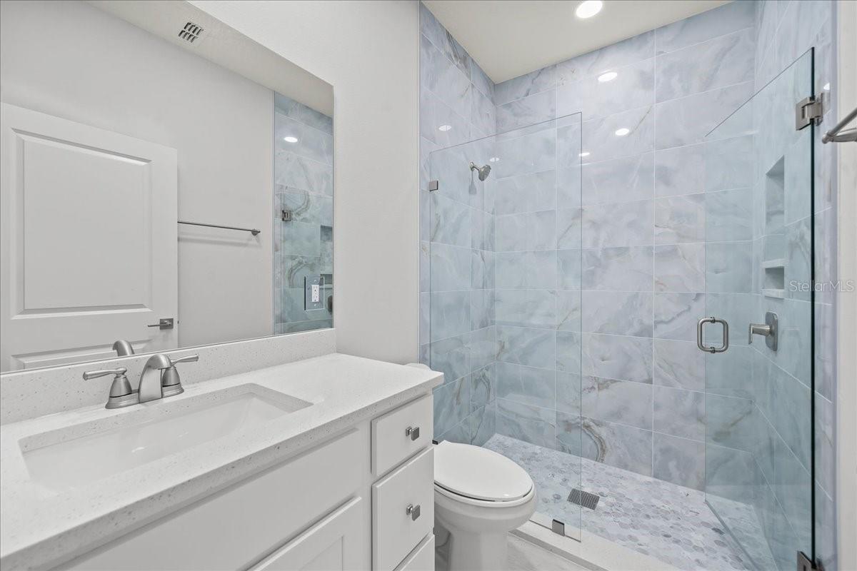Image 17 of 24 For 3350 Nancy Street W