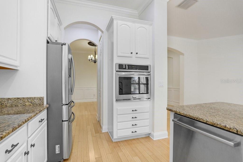 Image 17 of 41 For 11644 Meridian Point Drive