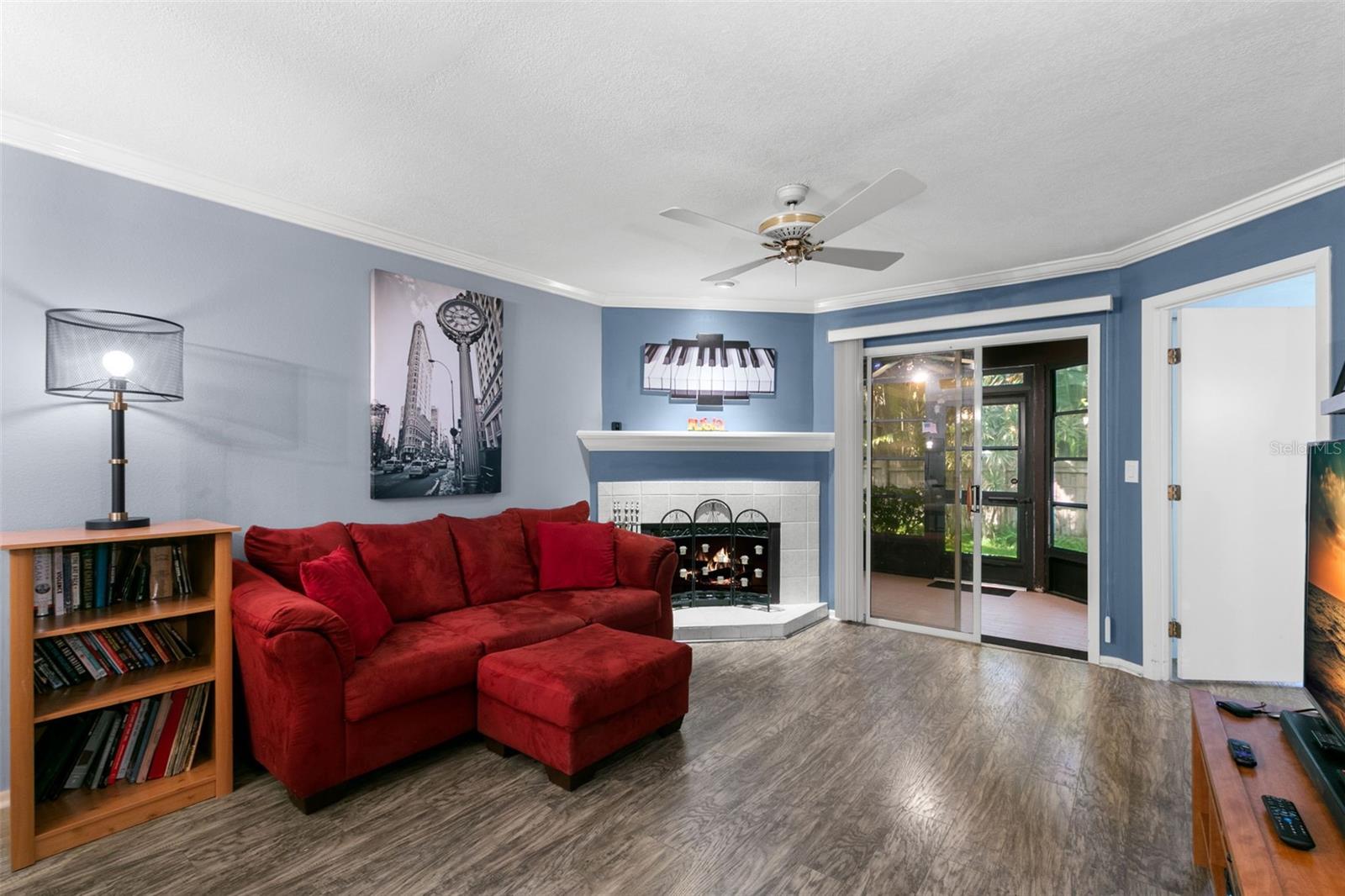 Image 4 of 29 For 2692 Walnut Drive 1004