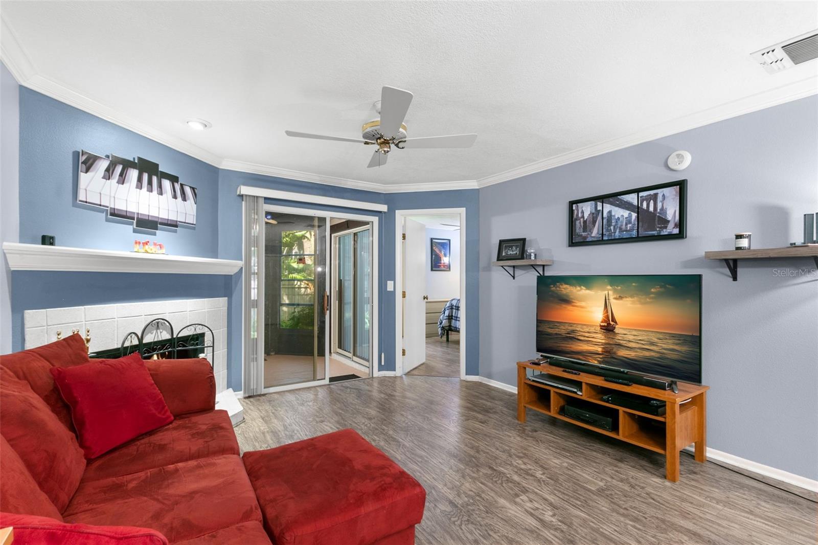 Image 5 of 29 For 2692 Walnut Drive 1004