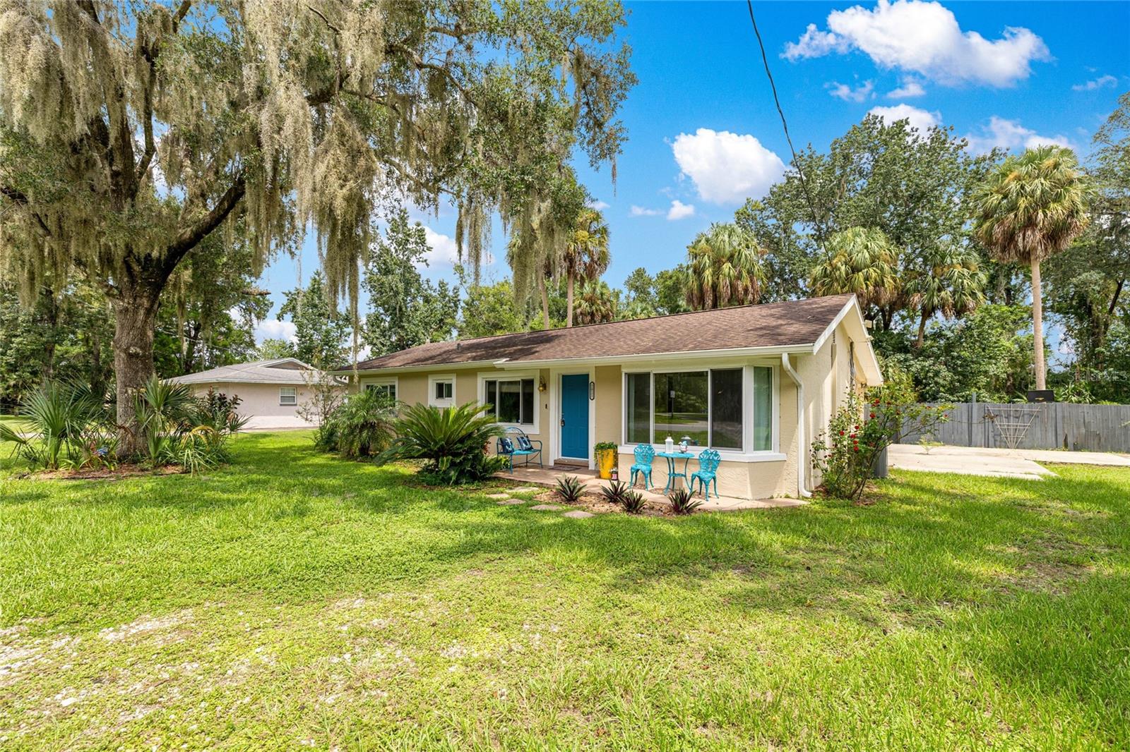 Listing photo id 25 for 2021 13th Avenue