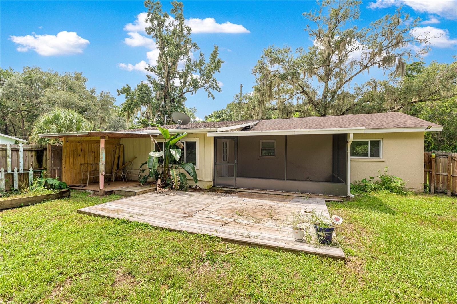 Listing photo id 27 for 2021 13th Avenue