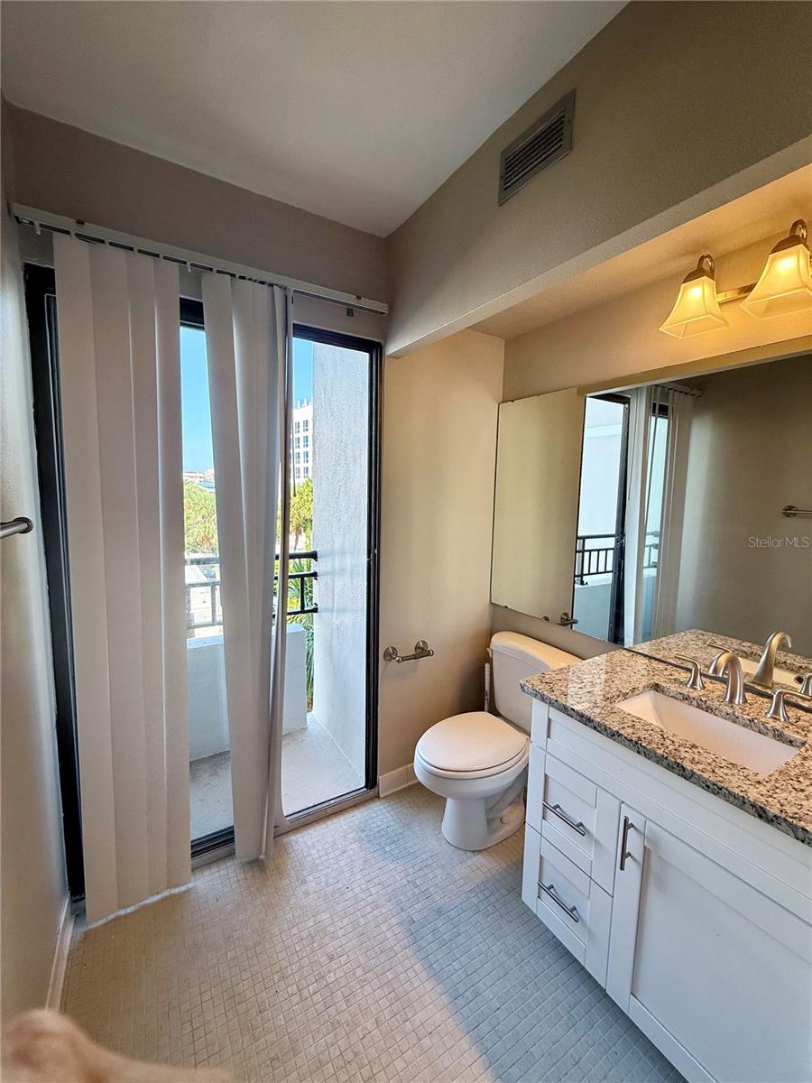 Image 14 of 34 For 855 Bayway Boulevard 404
