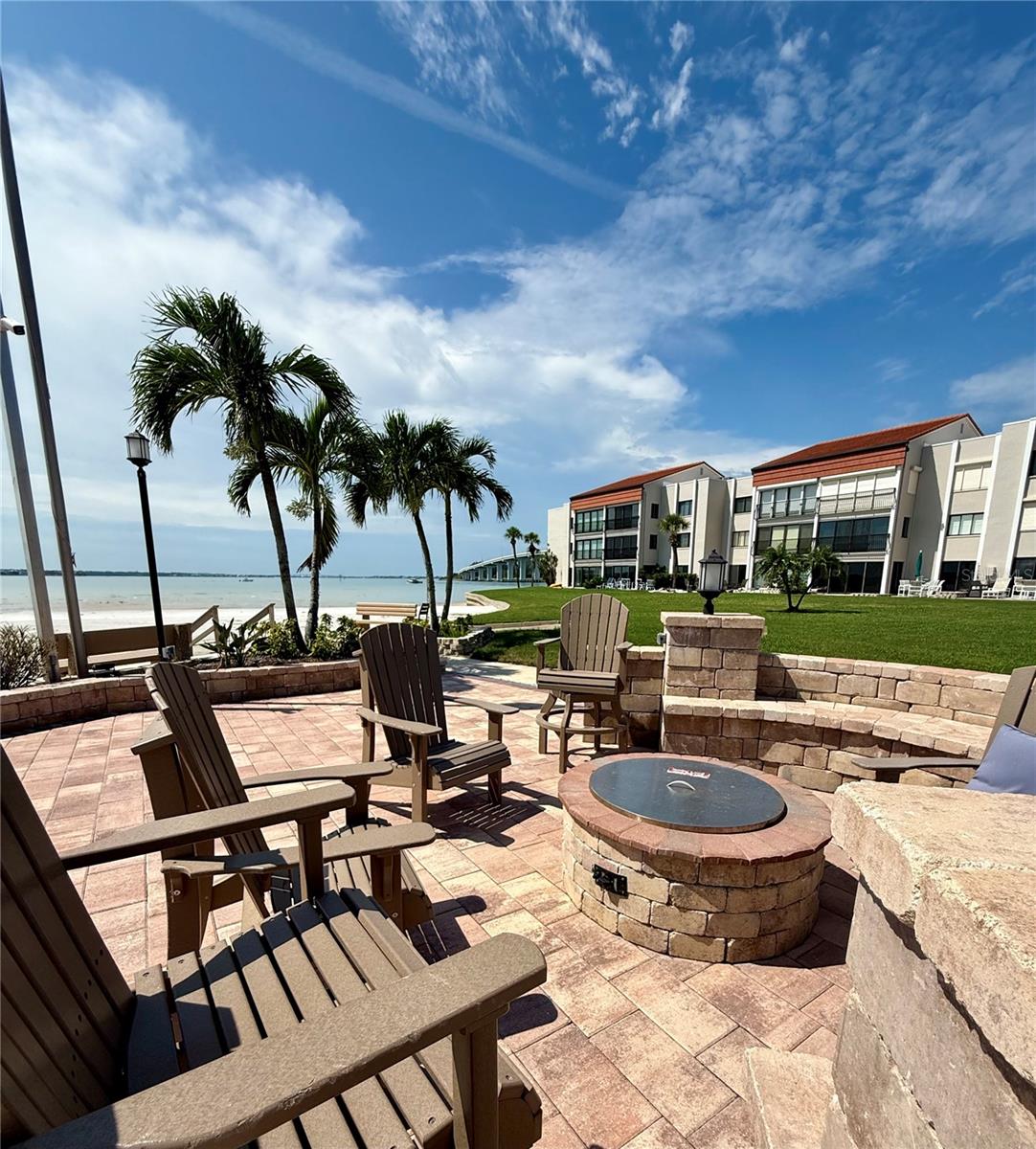 Image 27 of 34 For 855 Bayway Boulevard 404