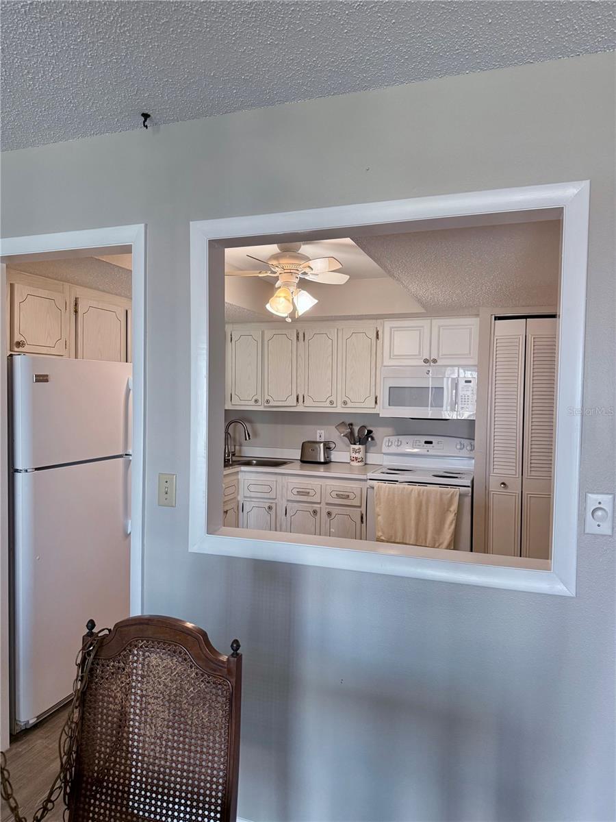 Image 7 of 34 For 855 Bayway Boulevard 404