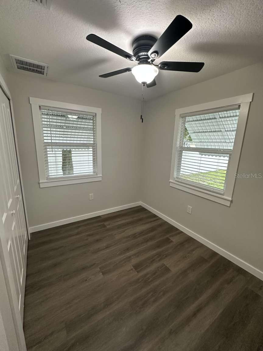 Image 16 of 23 For 4110 42nd Avenue N