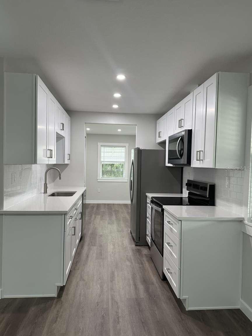 Image 4 of 23 For 4110 42nd Avenue N