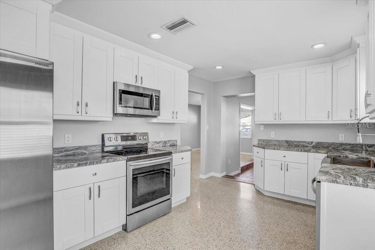 Image 2 of 16 For 508 Sterling Avenue