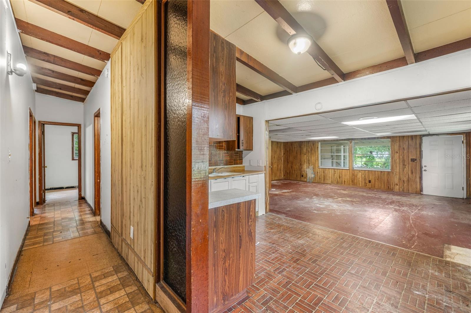 Image 15 of 30 For 8307 Ogontz Avenue