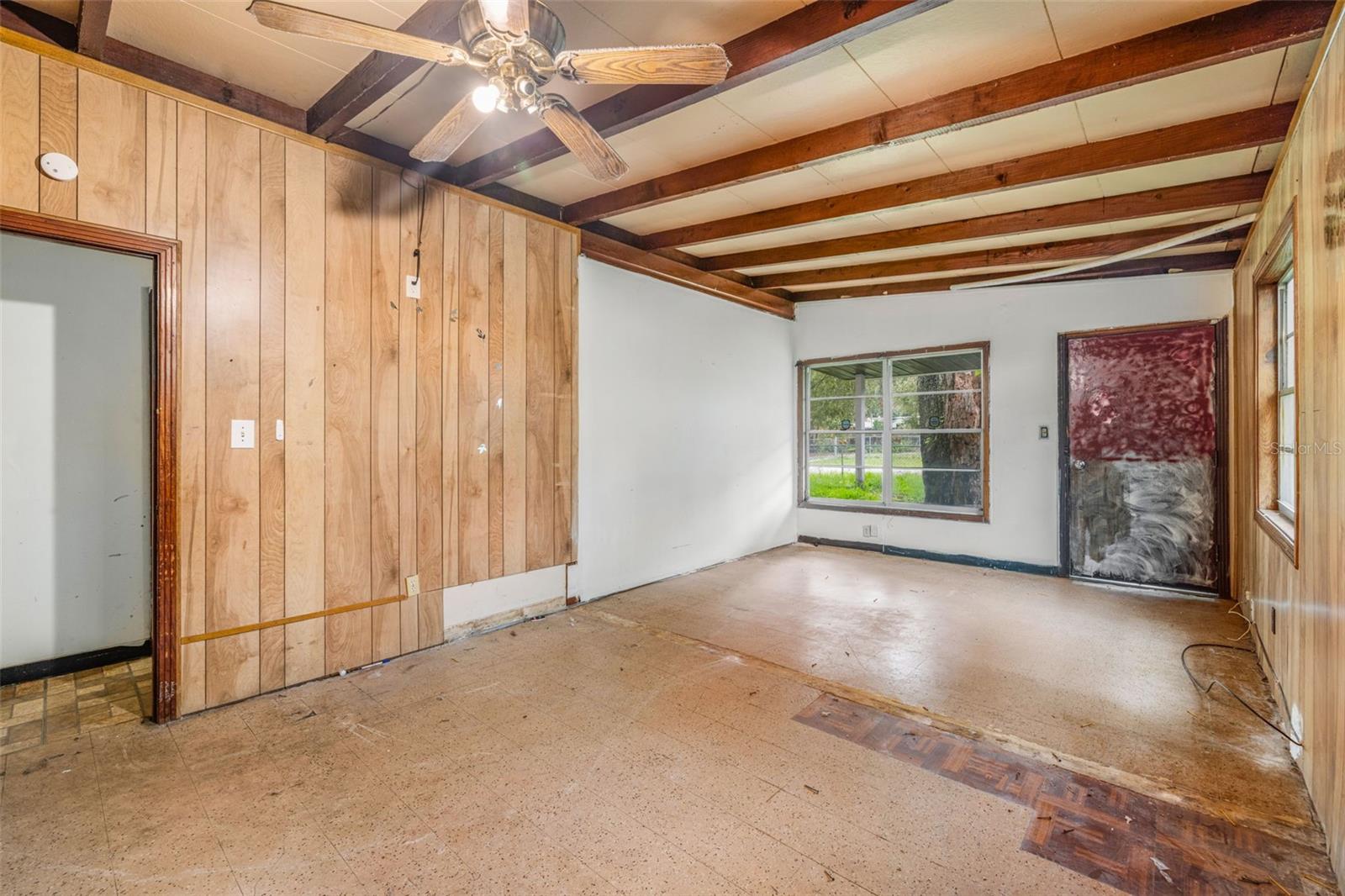 Image 18 of 30 For 8307 Ogontz Avenue